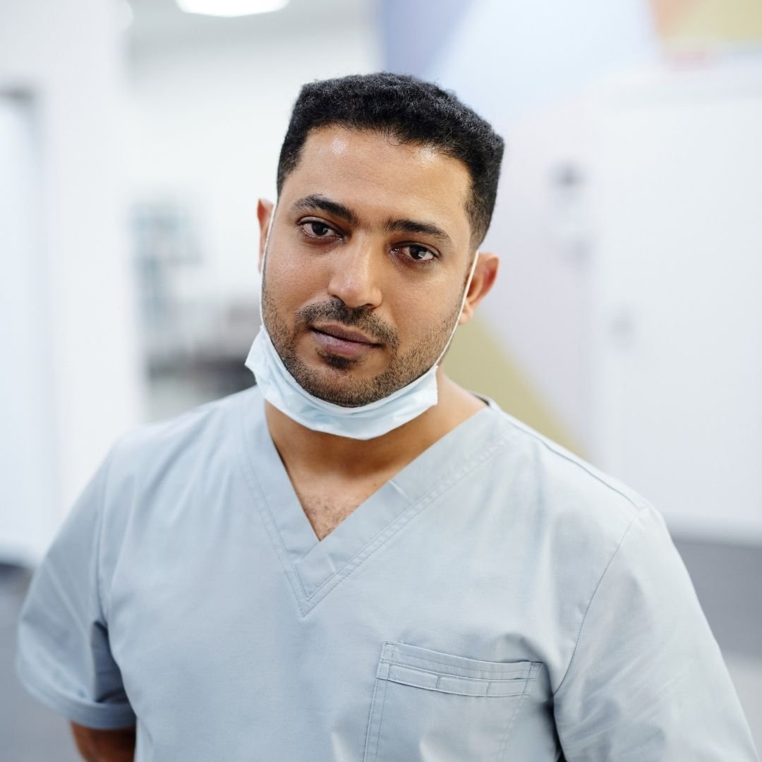 Otheïm Nel -Aide-soignant